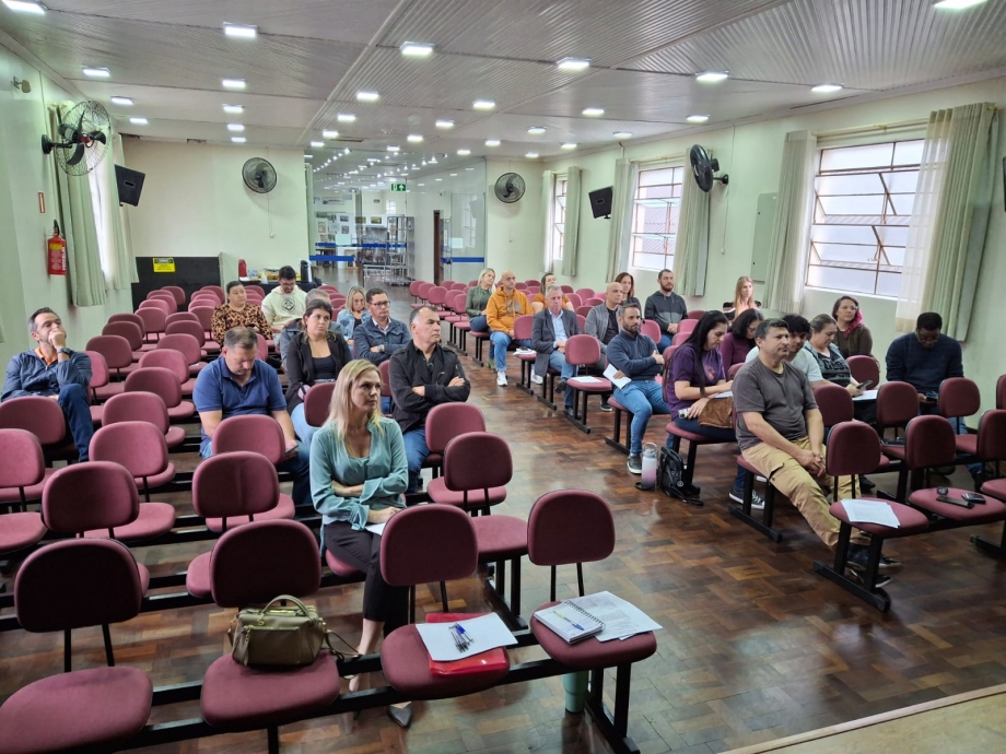 Servidores participam de capacitação sobre planejamento e orçamento público