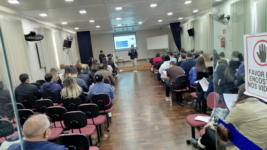Profissionais da saúde de União da Vitória participam de treinamento para atender gestantes com pré-eclâmpsia